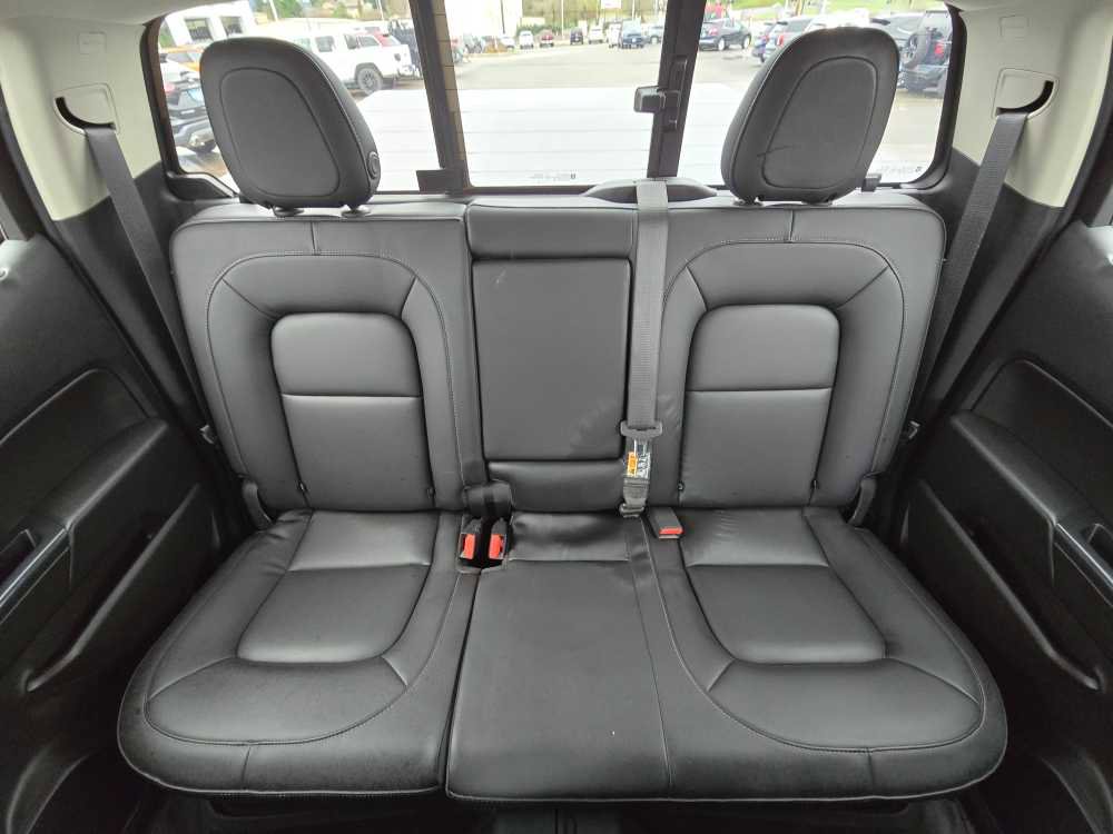 Used 2022 Chevrolet Colorado ZR2 image 17