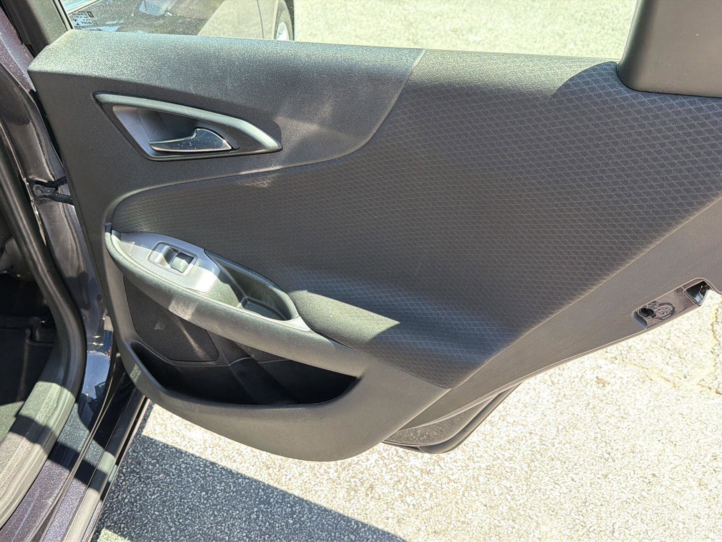 Used 2022 Chevrolet Malibu LS FWD image 15