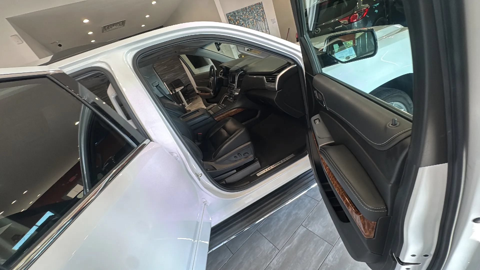Used 2019 Chevrolet Tahoe Premier AWD/4WD image 57
