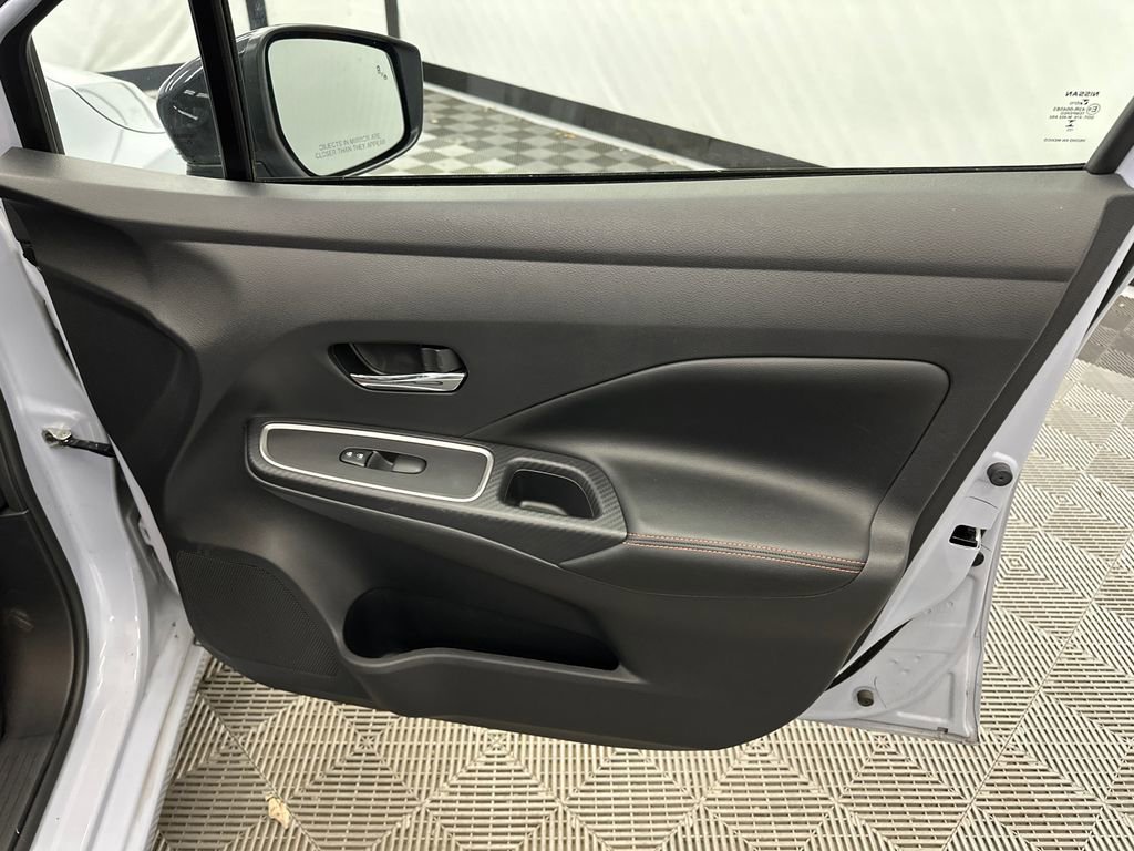 Used 2023 Nissan Versa SR w/ Trunk Package image 14