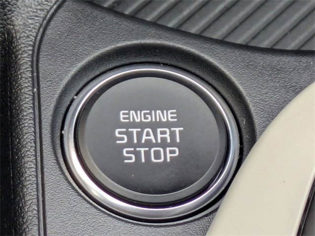Used 2025 Kia K4 GT-Line image 32