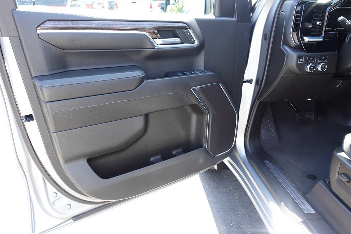 Used 2023 GMC Sierra 1500 Elevation AWD/4WD image 15