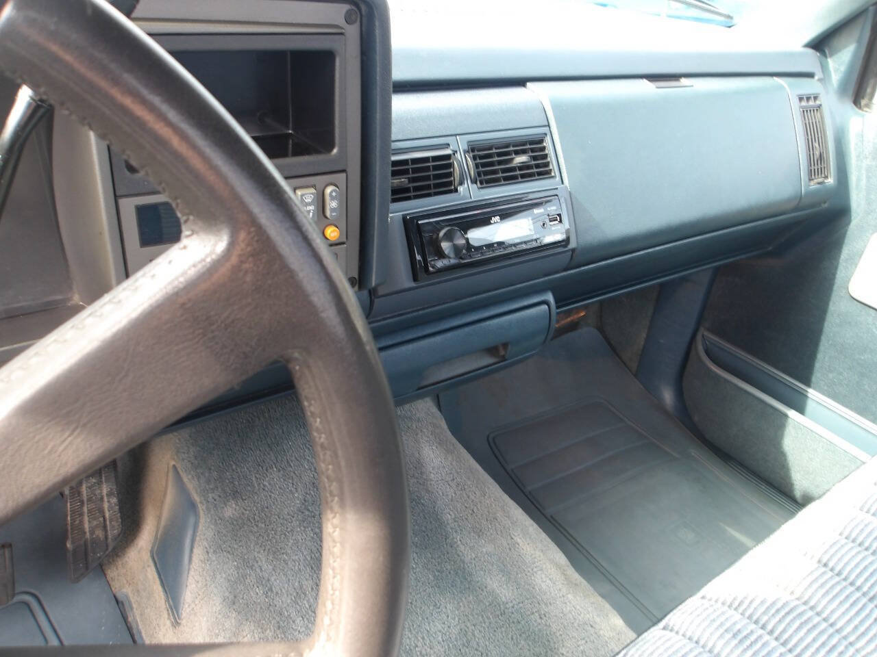 Used 1993 GMC Sierra 1500 2WD Regular Cab image 18
