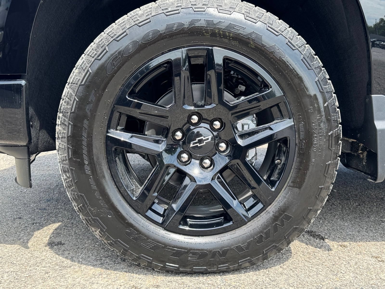 New 2026 Chevrolet Silverado 1500 High Country w/ Midnight Edition AWD/4WD image 10