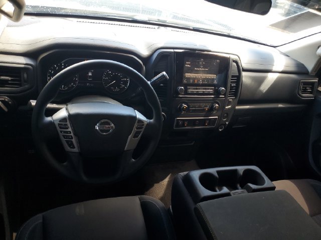 Used 2022 Nissan Titan S RWD image 11