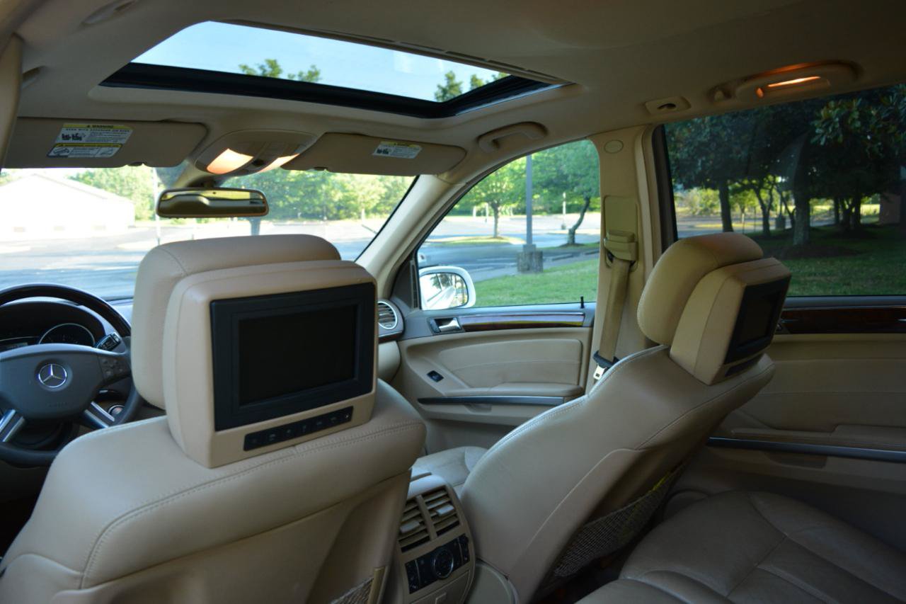 Used 2008 Mercedes-Benz GL 550 4MATIC image 15