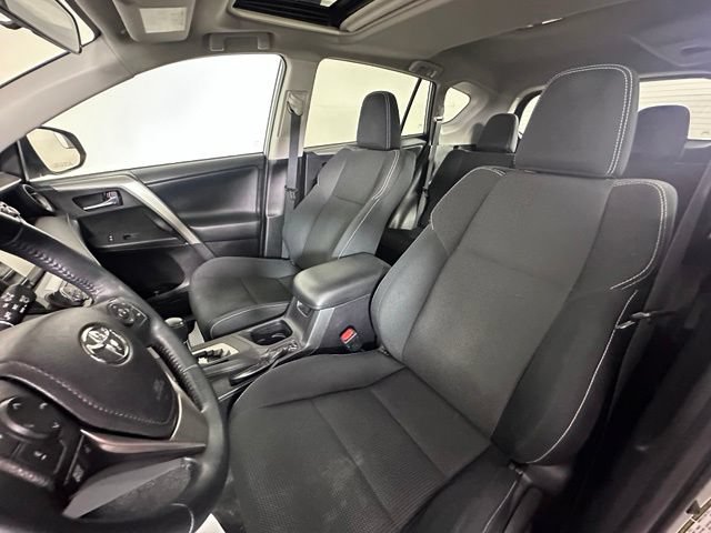 Used 2016 Toyota RAV4 XLE AWD/4WD image 20