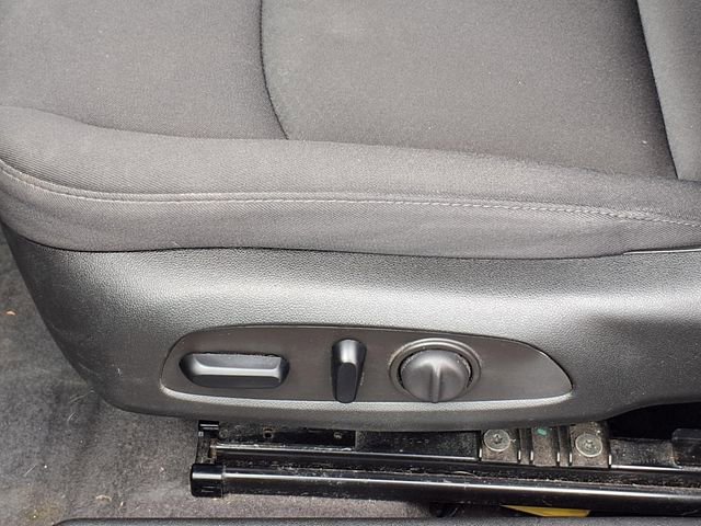 Used 2023 Chevrolet Traverse LT FWD image 4