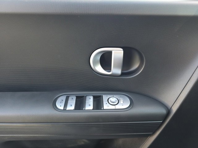 Certified 2024 Hyundai Ioniq 5 SEL image 10