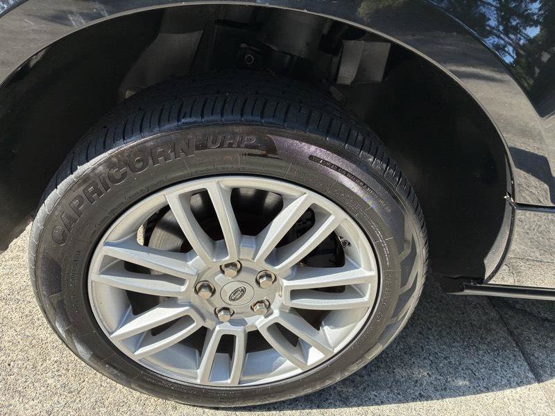 Used 2010 Land Rover Range Rover HSE AWD/4WD image 55