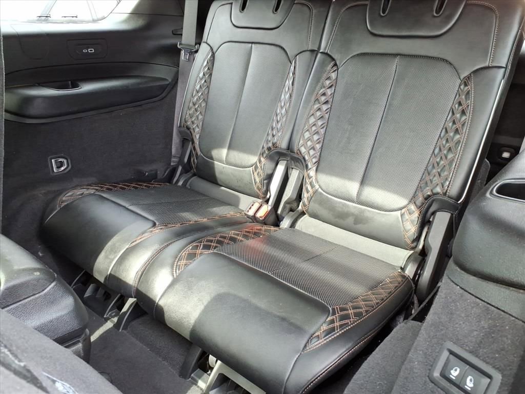 Used 2022 Jeep Grand Cherokee L Summit w/ Luxury Tech Group V AWD/4WD image 13