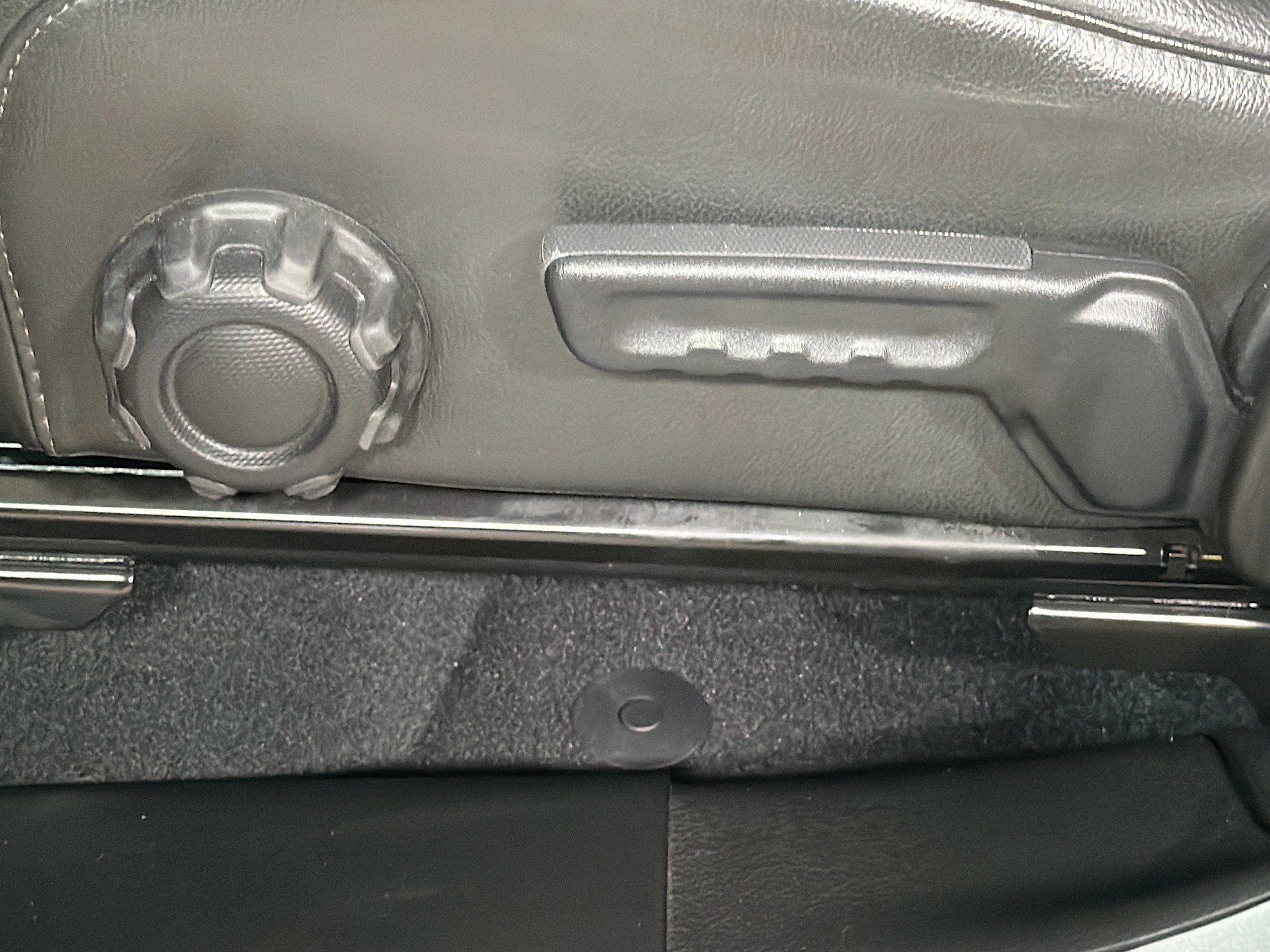 Used 2022 Jeep Wrangler Unlimited Rubicon w/ Trailer Tow Package image 24