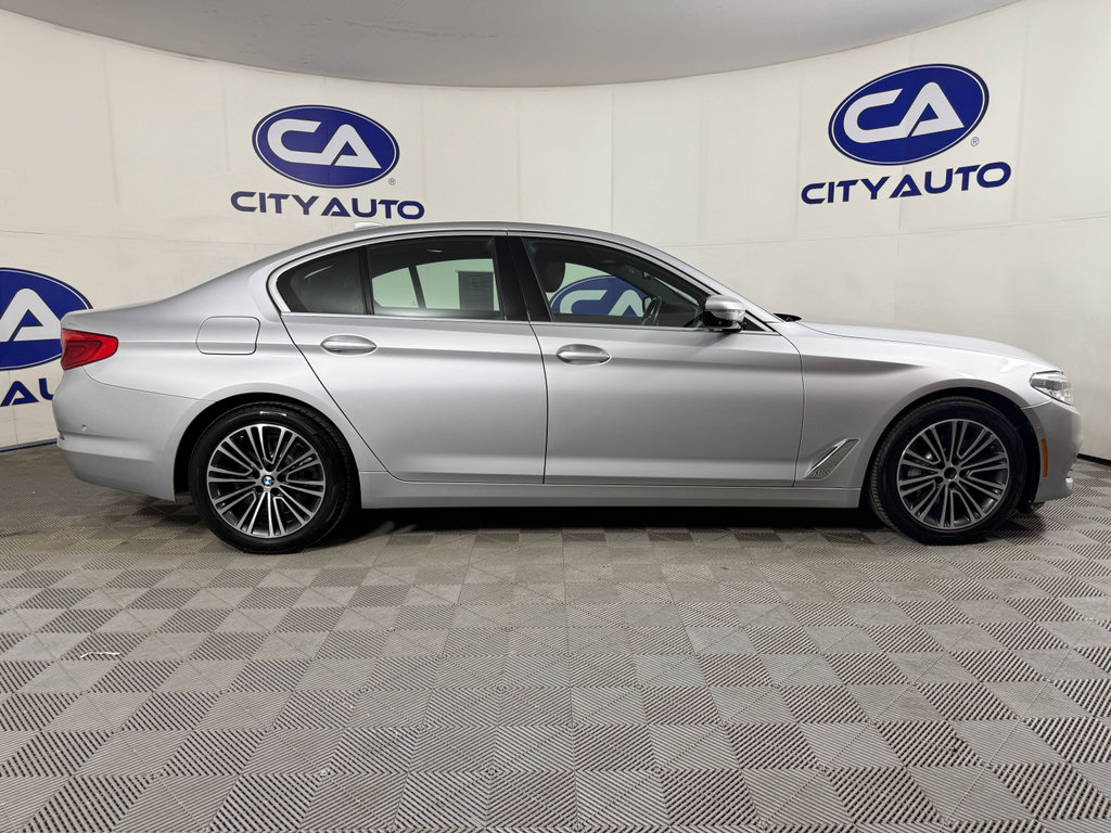 Used 2020 BMW 530i w/ Convenience Package image 3