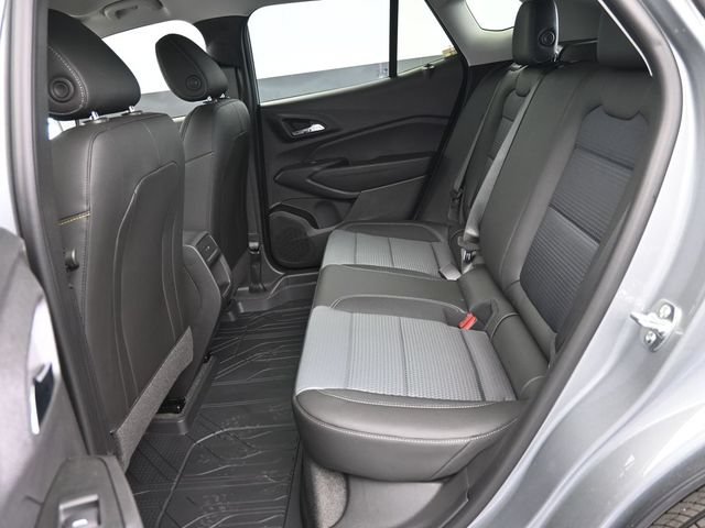 New 2026 Chevrolet Trax LT w/ Driver Confidence Package FWD image 21