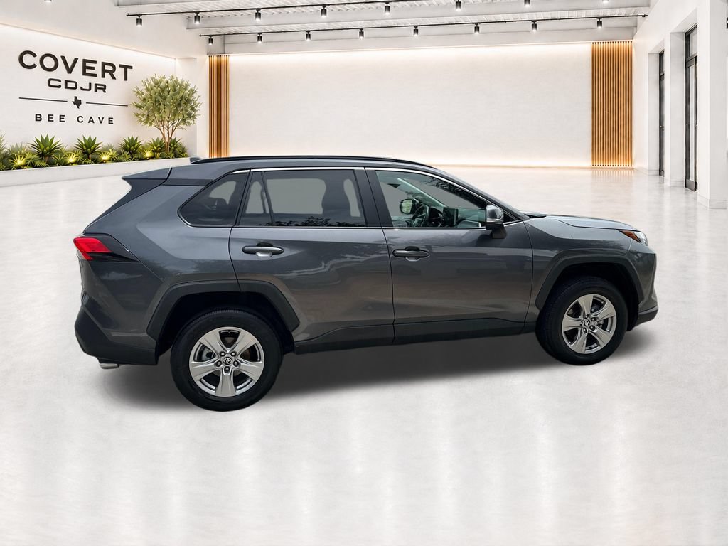 Used 2025 Toyota RAV4 XLE FWD image 13