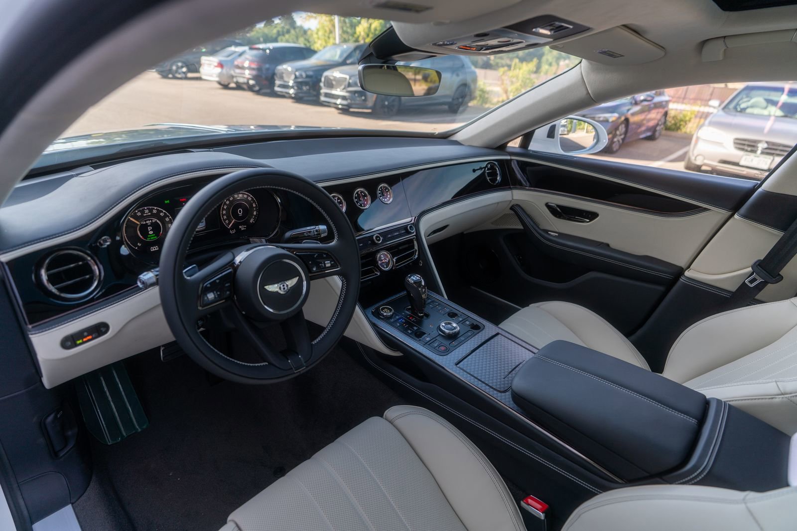 New 2026 Bentley Flying Spur Plug-In Hybrid image 27