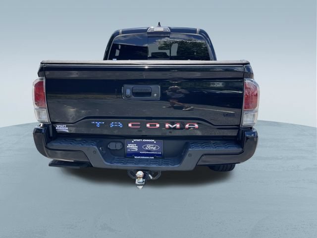 Used 2020 Toyota Tacoma TRD Off-Road w/ TRD Premium Off Road Package AWD/4WD image 4