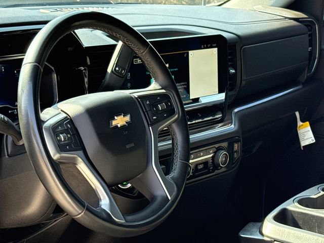 Used 2024 Chevrolet Silverado 2500 LT image 18