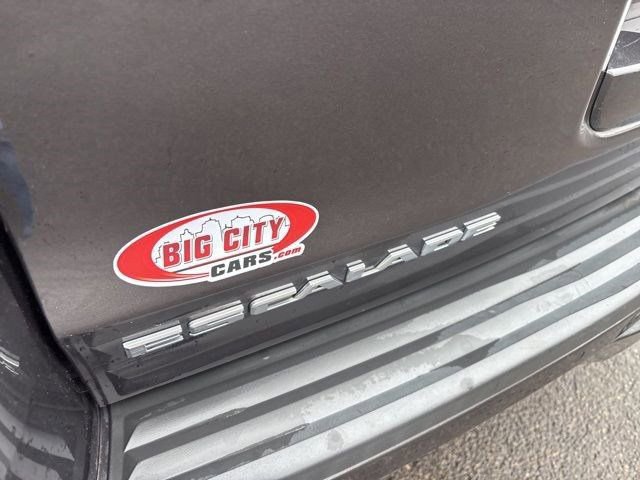 Used 2017 Cadillac Escalade Luxury image 50