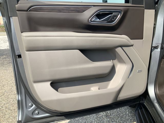 Used 2022 Chevrolet Tahoe LT w/ Luxury Package image 14