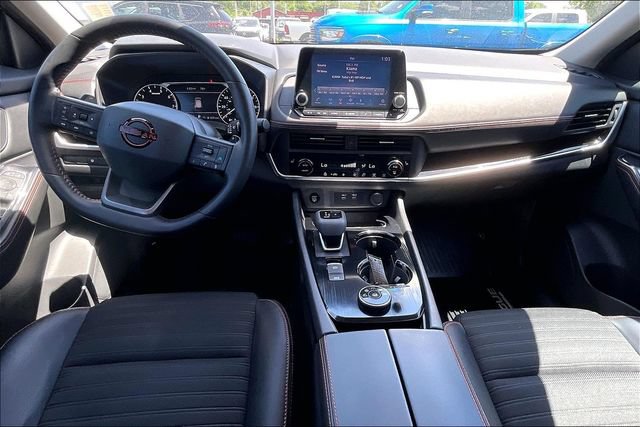 Used 2025 Nissan Rogue SV w/ Rock Creek Premium Package AWD/4WD image 7