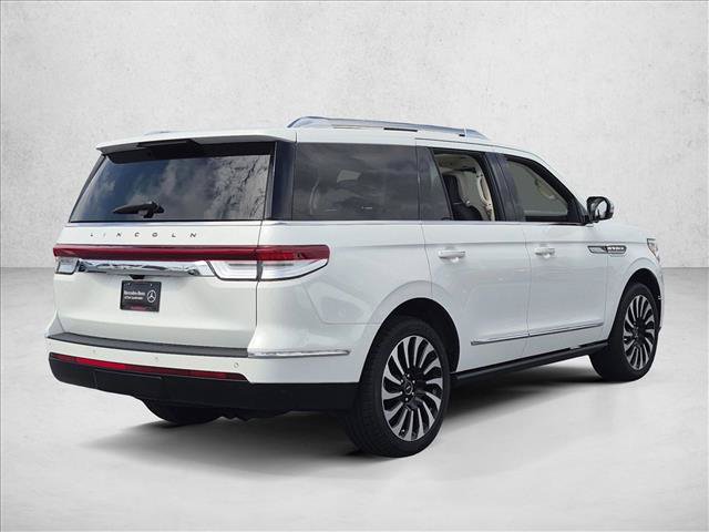 Used 2022 Lincoln Navigator Black Label AWD/4WD image 5