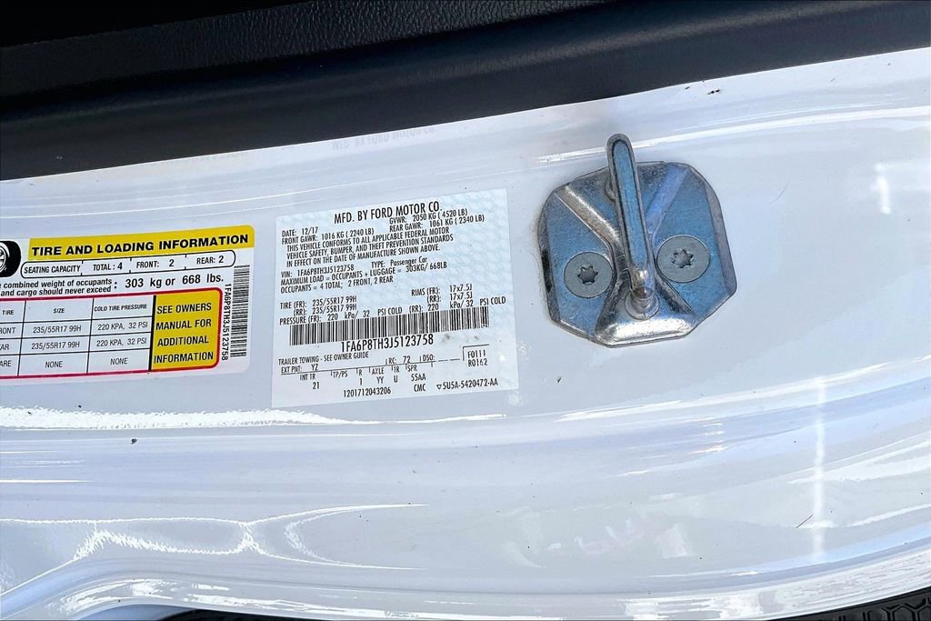 Used 2018 Ford Mustang Coupe image 34