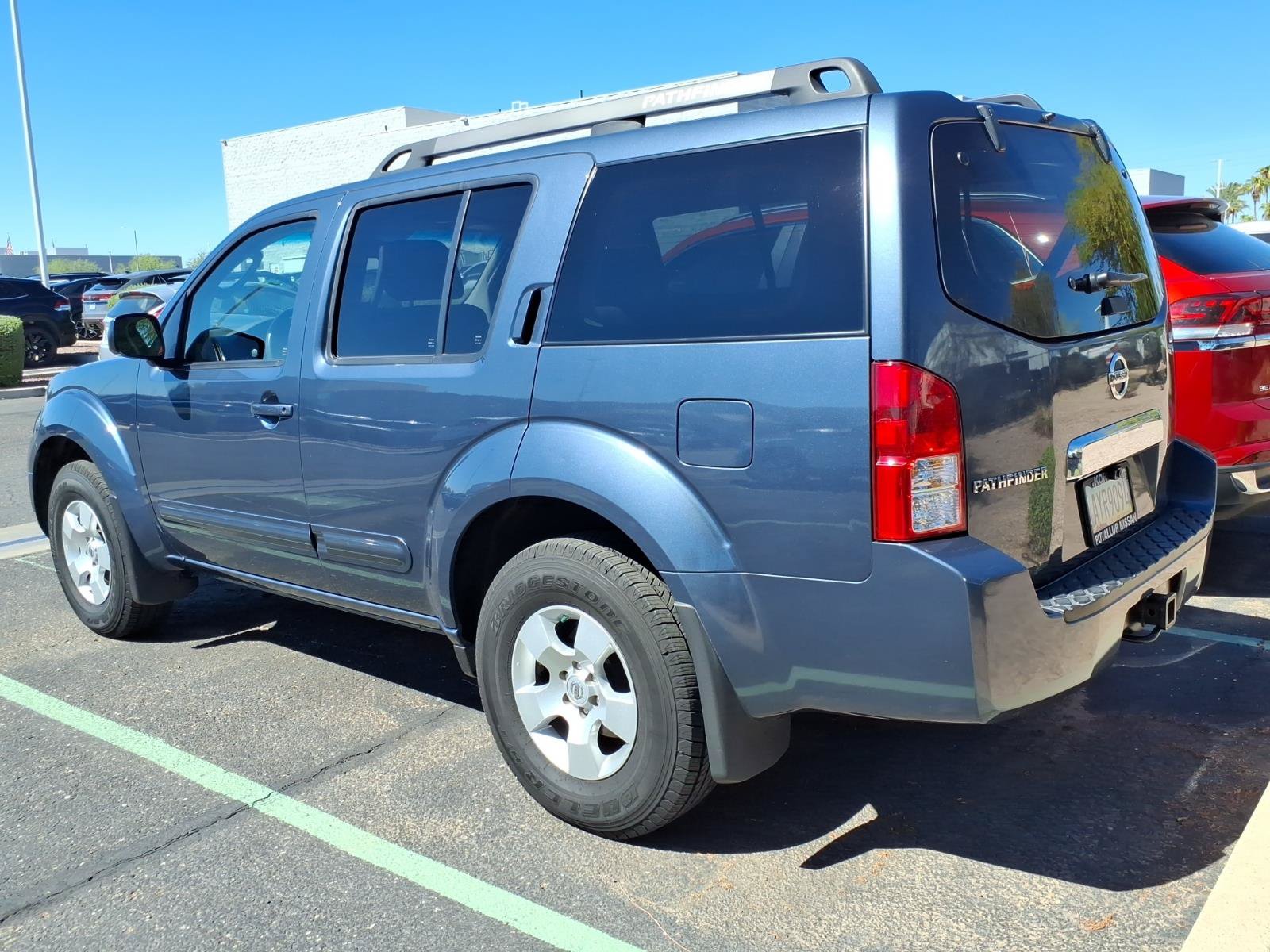 Used 2007 Nissan Pathfinder S AWD/4WD image 2