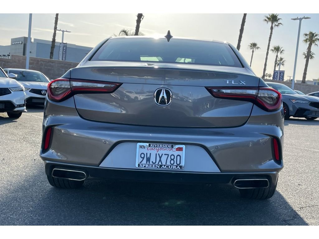 Certified 2025 Acura TLX w/ Technology Package image 4