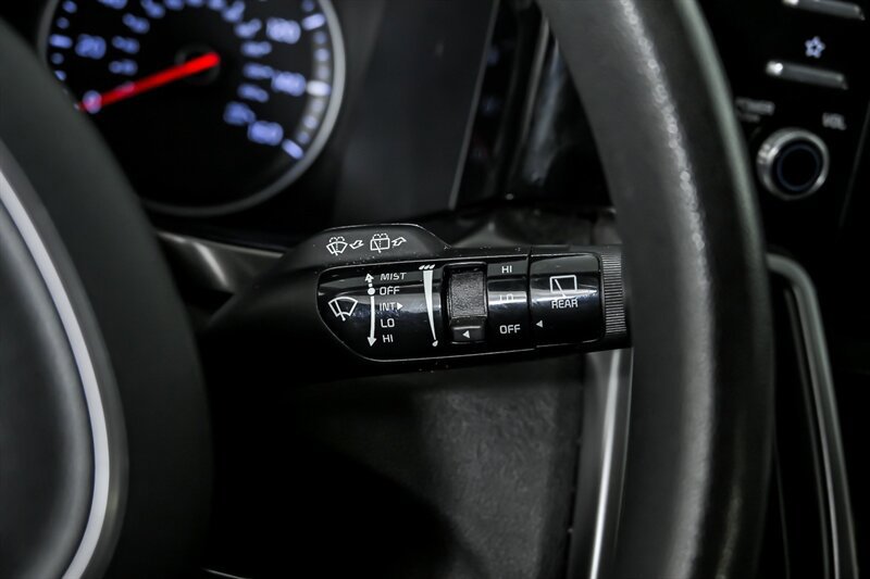 Used 2022 Kia Sorento LX AWD/4WD image 23