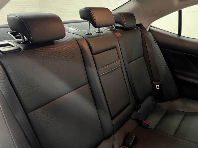 Used 2018 Lexus IS 300 w/ Comfort Package image 13