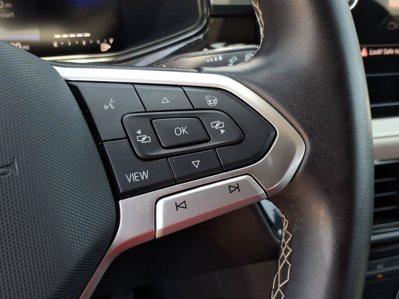 Certified 2025 Volkswagen Taos S AWD/4WD image 34