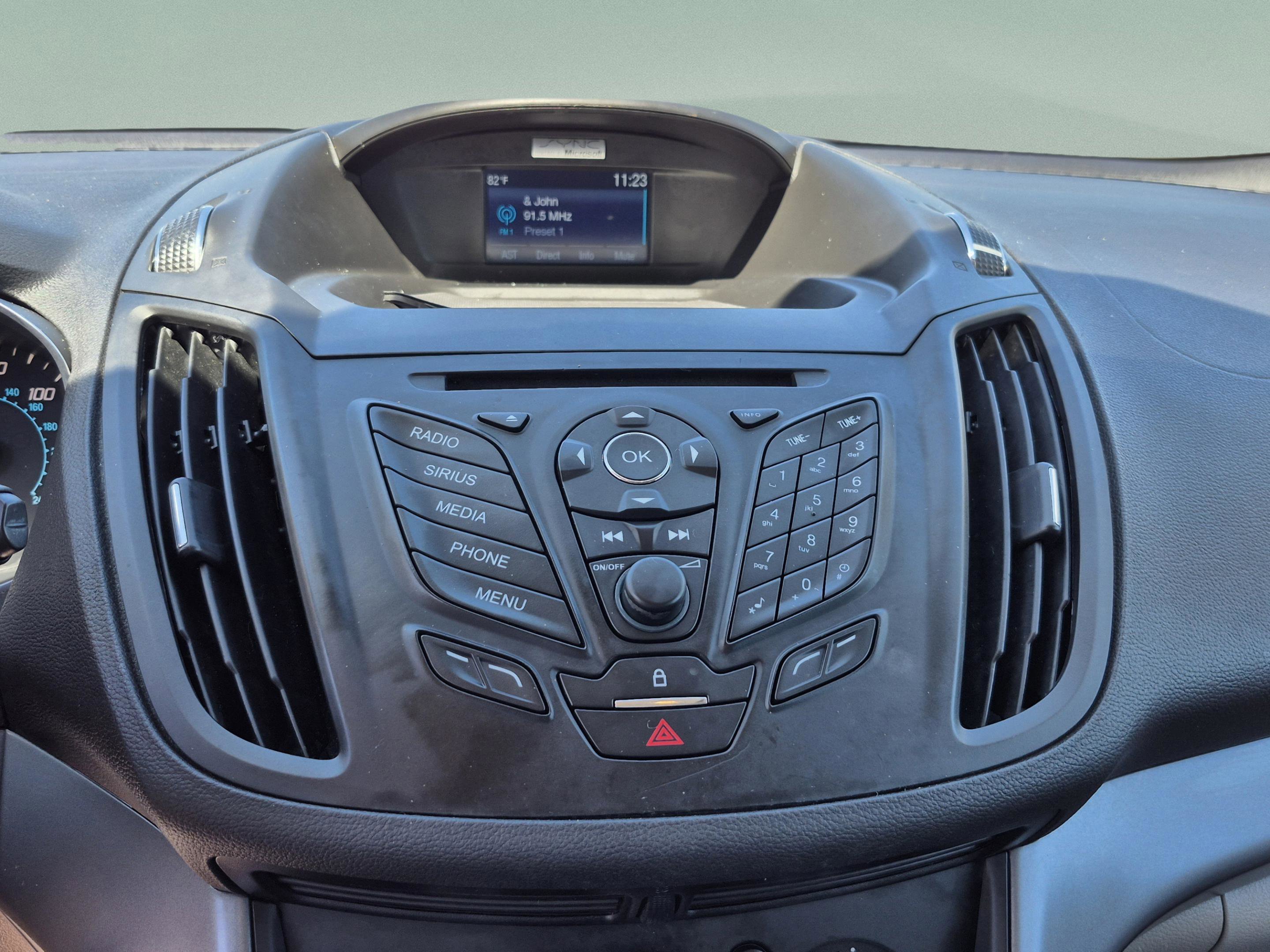 Used 2015 Ford Escape SE FWD image 23