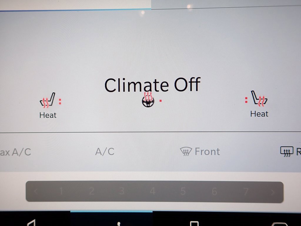 New 2026 Chrysler Pacifica Select image 3