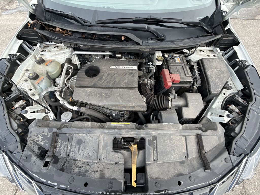 Used 2023 Nissan Rogue SV image 17