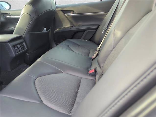 Used 2023 Toyota Camry XLE FWD image 8