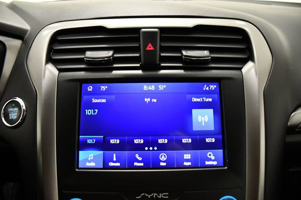 Used 2020 Ford Fusion SE image 13