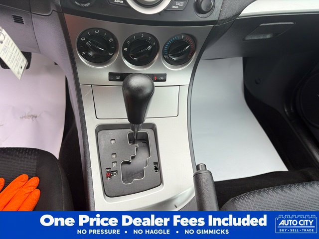 Used 2010 MAZDA MAZDA3 i Touring FWD image 16