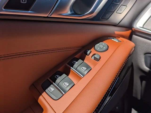 New 2026 BMW X5 xDrive50e AWD/4WD image 27