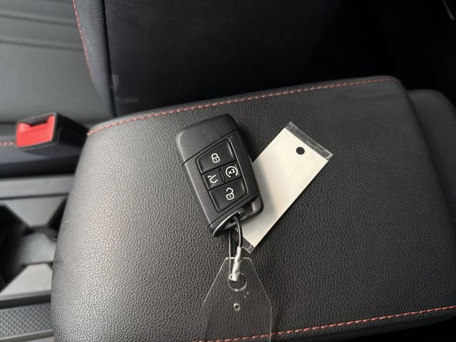 Used 2024 Volkswagen Tiguan Wolfsburg Edition FWD image 30