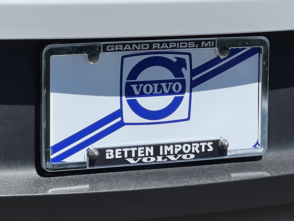 Used 2023 Volvo XC40 B5 Ultimate w/ Climate Package AWD/4WD image 44