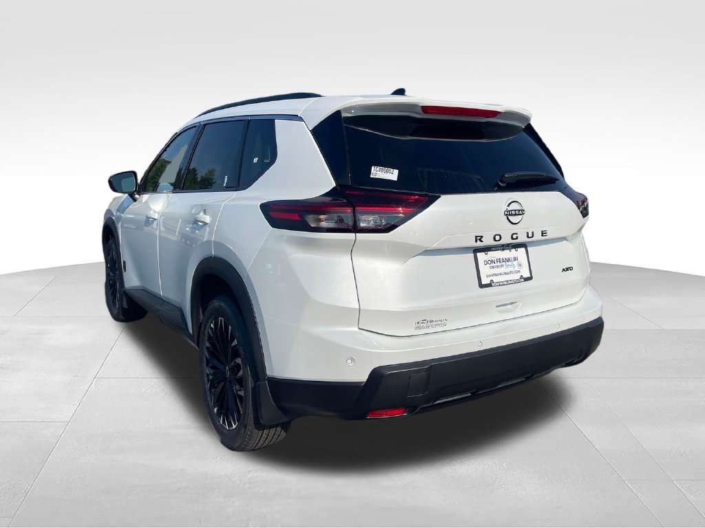 New 2026 Nissan Rogue Dark Armor AWD/4WD image 3