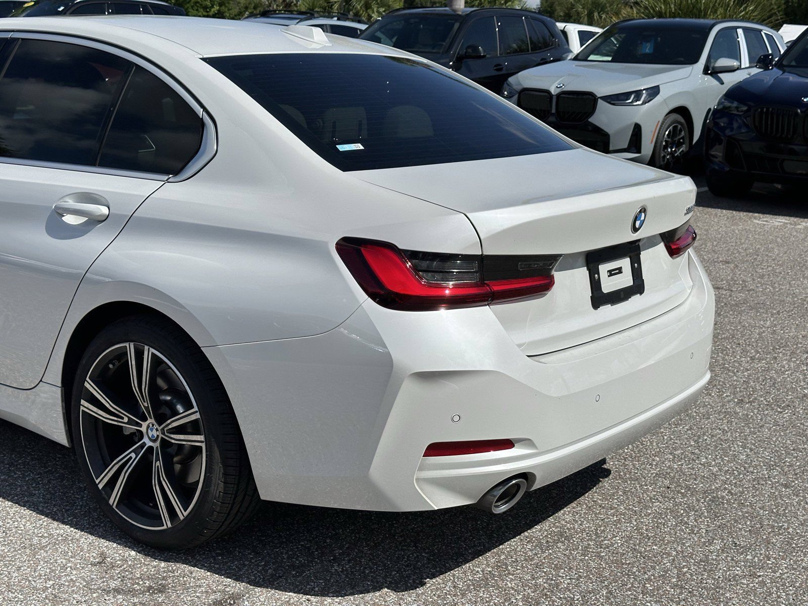 Certified 2024 BMW 330i Sedan w/ Premium Package RWD image 9