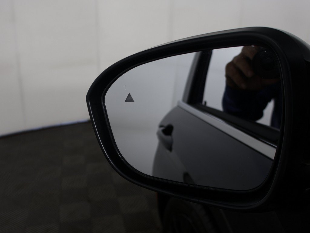New 2026 Mitsubishi Outlander LE FWD image 37