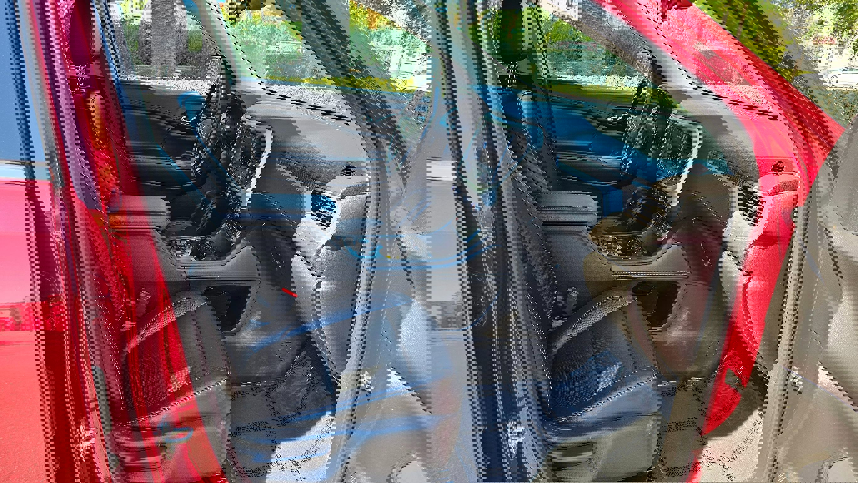 Used 2020 GMC Acadia SLT image 29