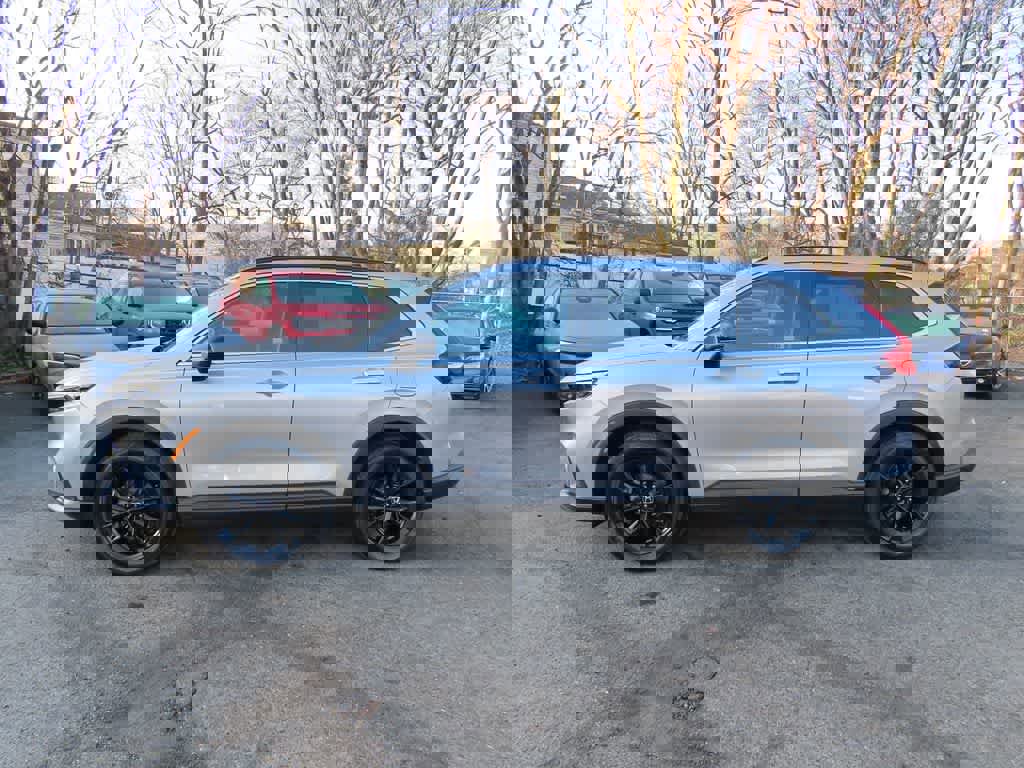 Certified 2024 Honda CR-V Sport image 3