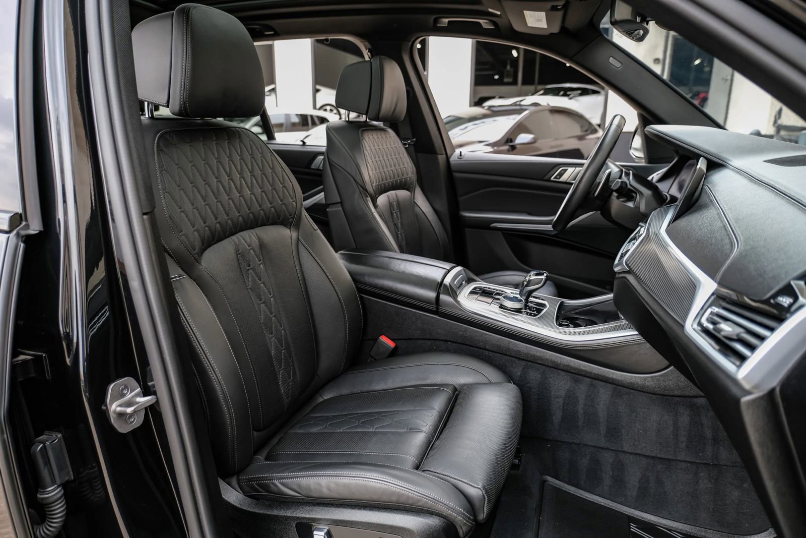 Used 2023 BMW X5 sDrive40i w/ Executive Package image 35