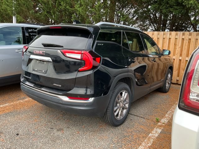 Used 2023 GMC Terrain SLT w/ Tech Package AWD/4WD image 5