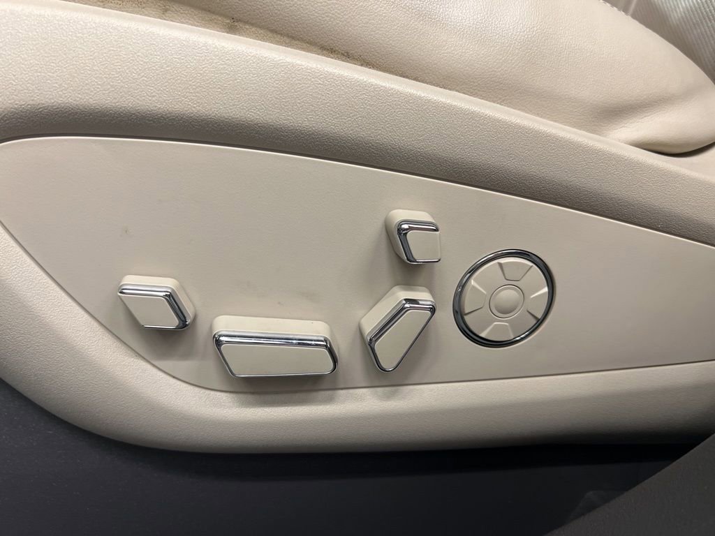 Certified 2020 Lincoln Nautilus Reserve w/ Equipment Group 201A AWD/4WD image 38