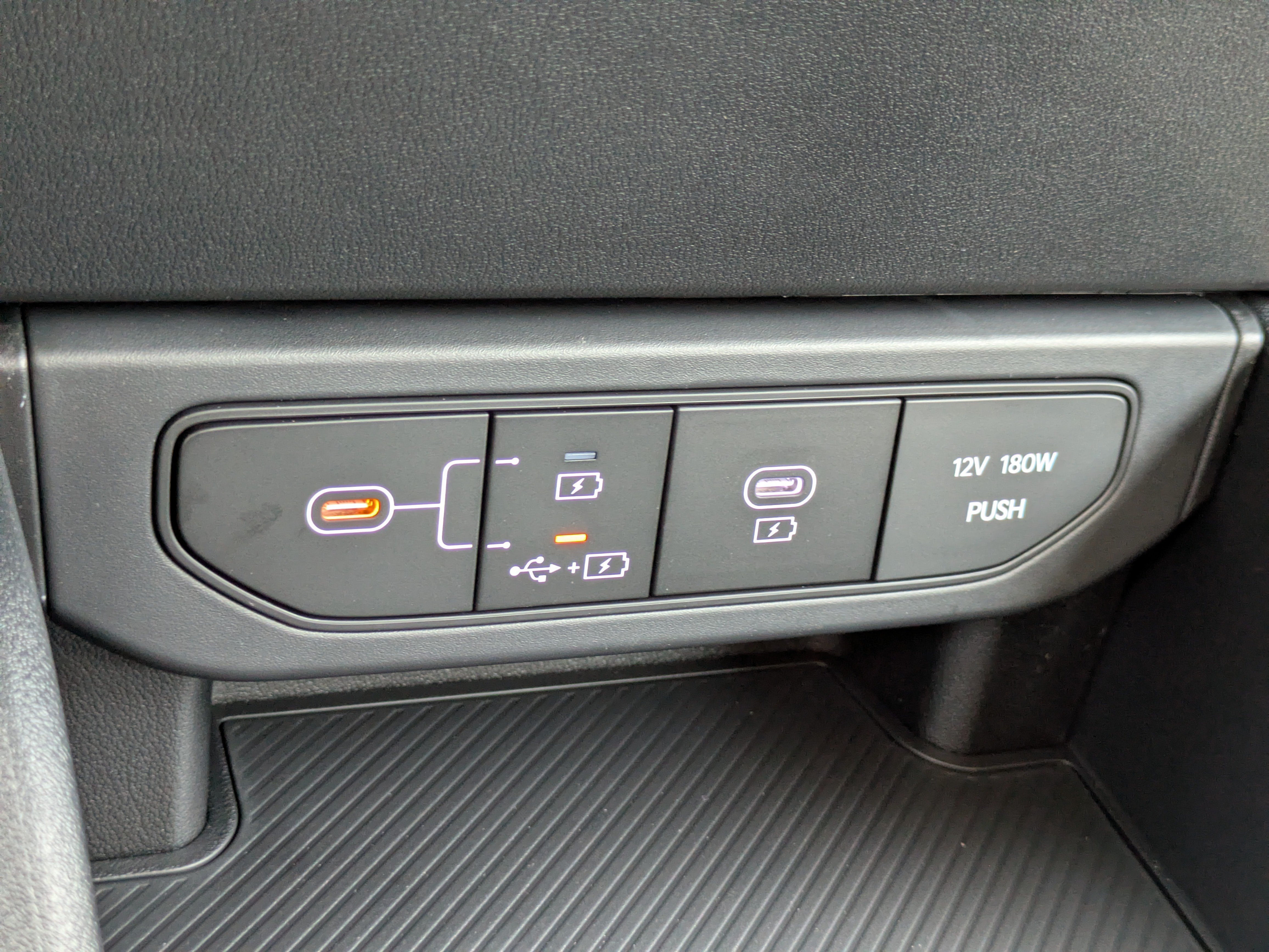 New 2026 Kia K4 FWD image 23
